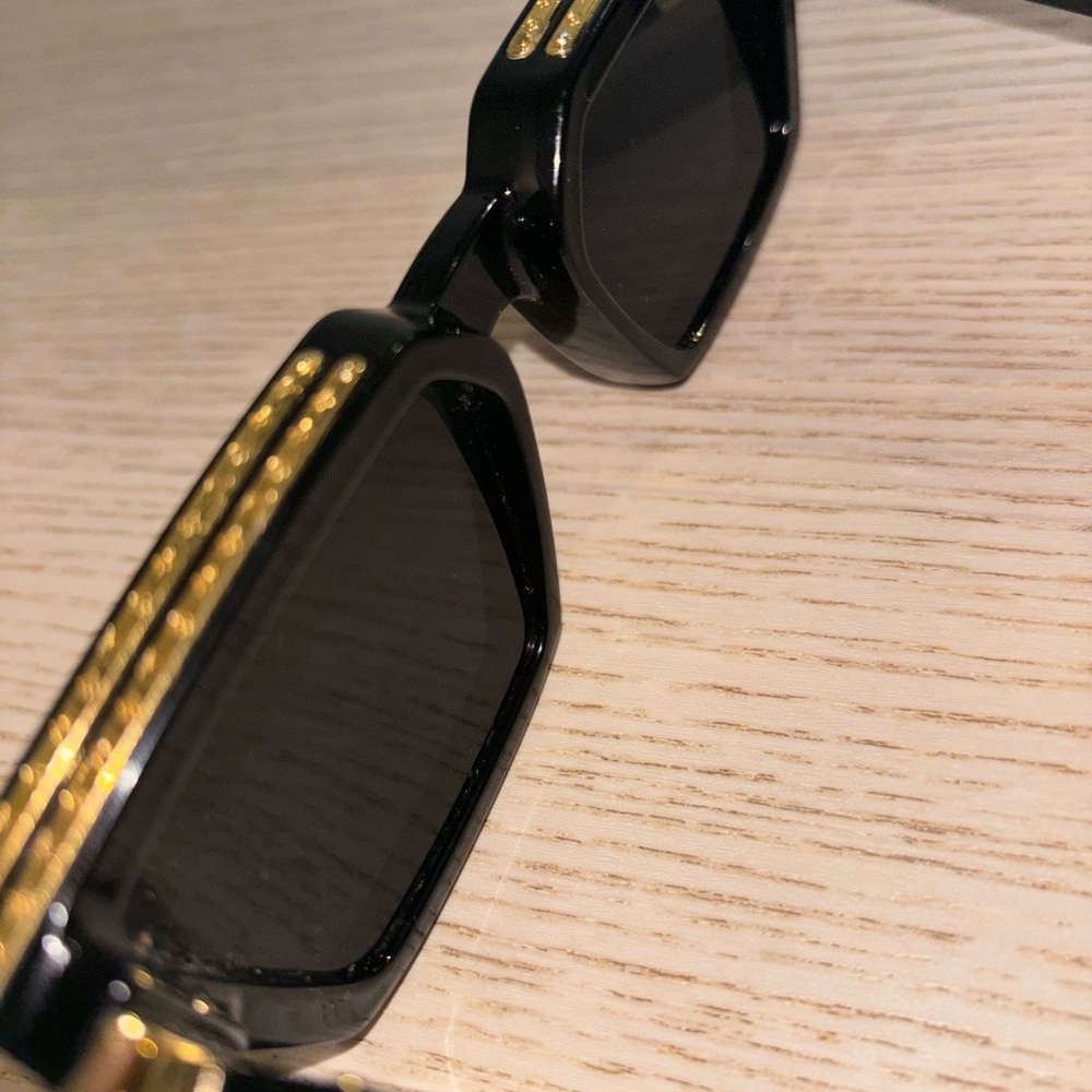 2018 Louis Vuitton, sunglasses - Picture 5 of 12